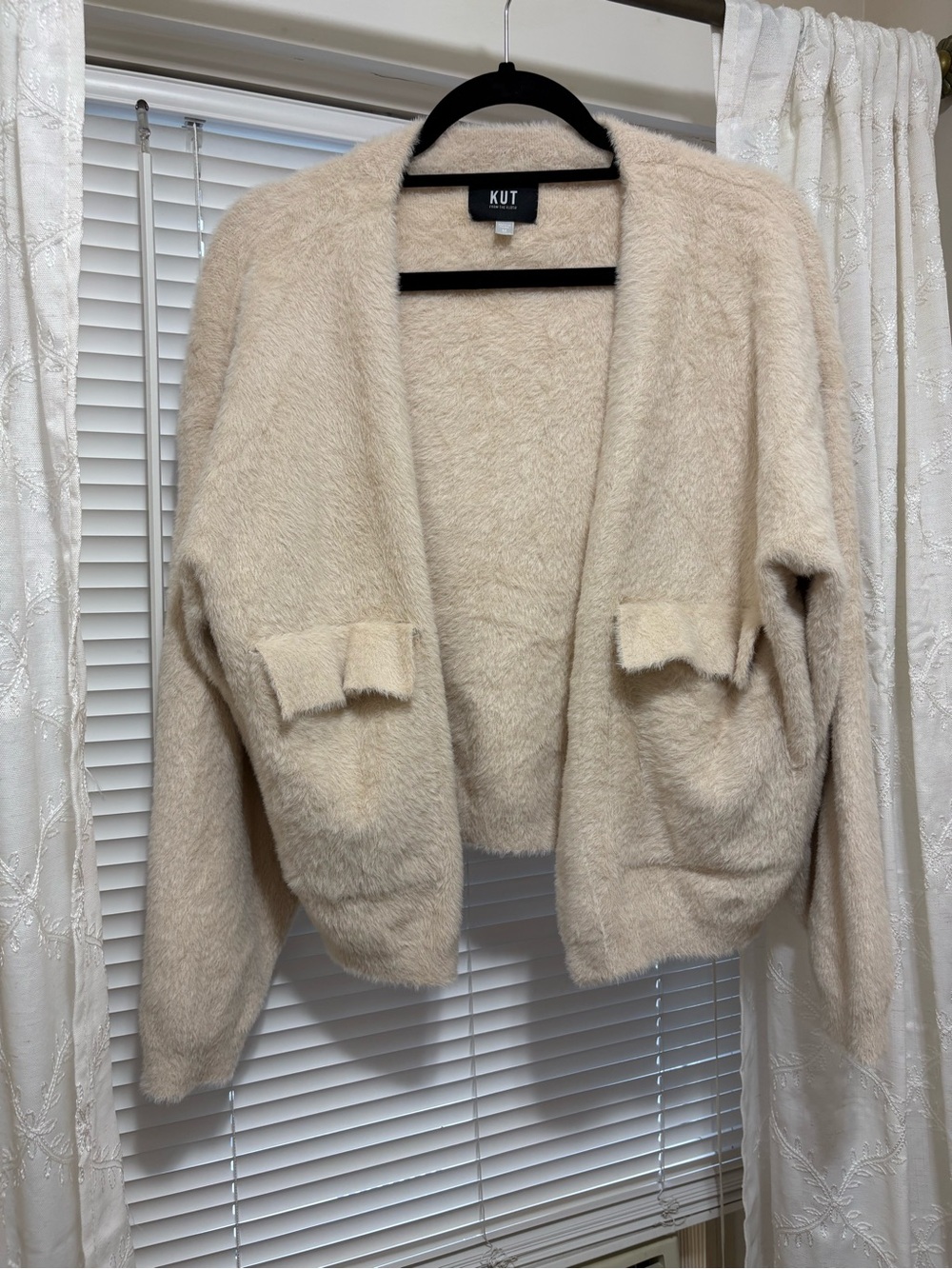 Kut from the Kloth Cream Plush Open-Front Women's Sweater Cardigan